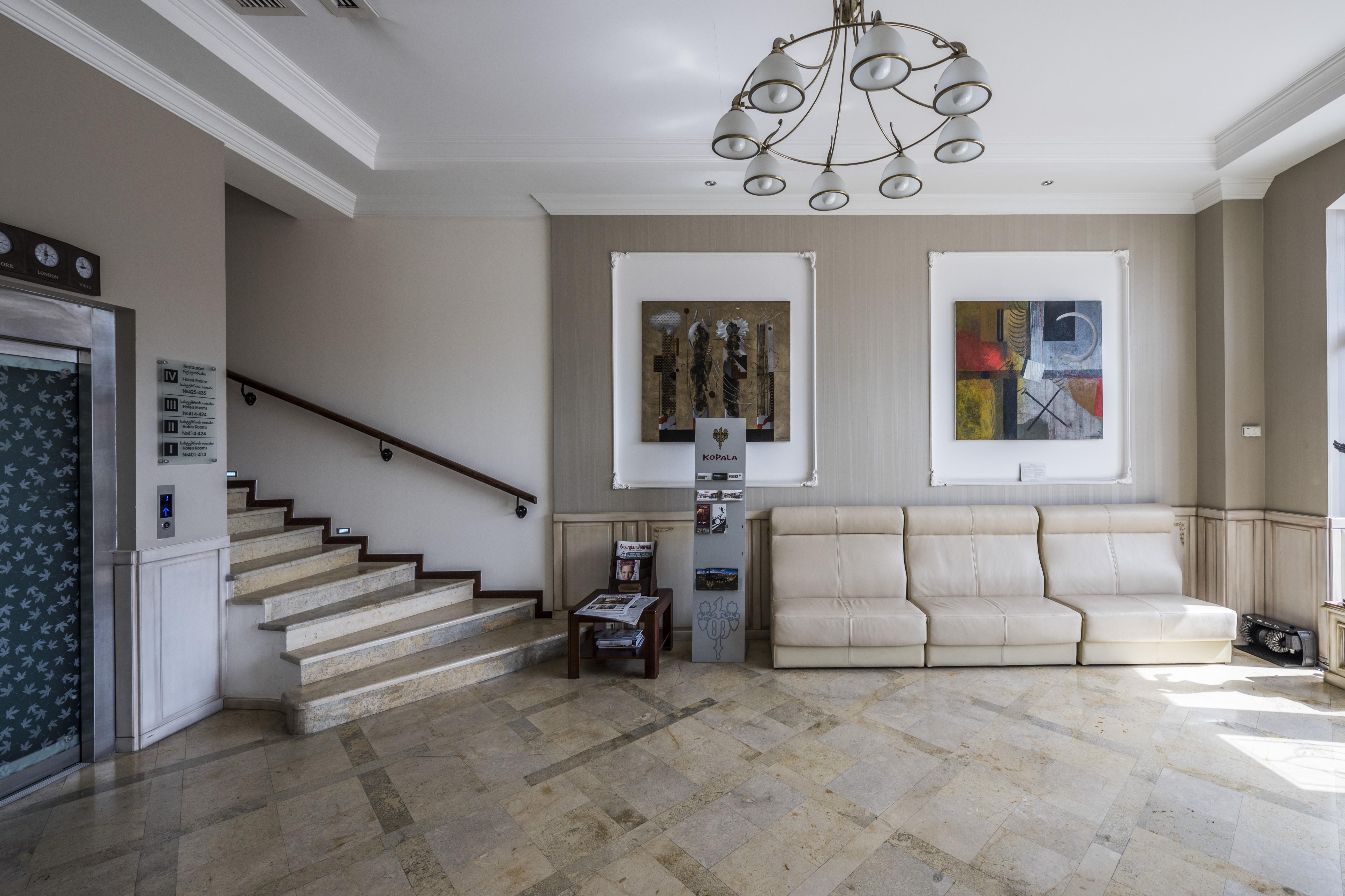 Hotel Rikhe Monika Tbilisi Ngoại thất bức ảnh
