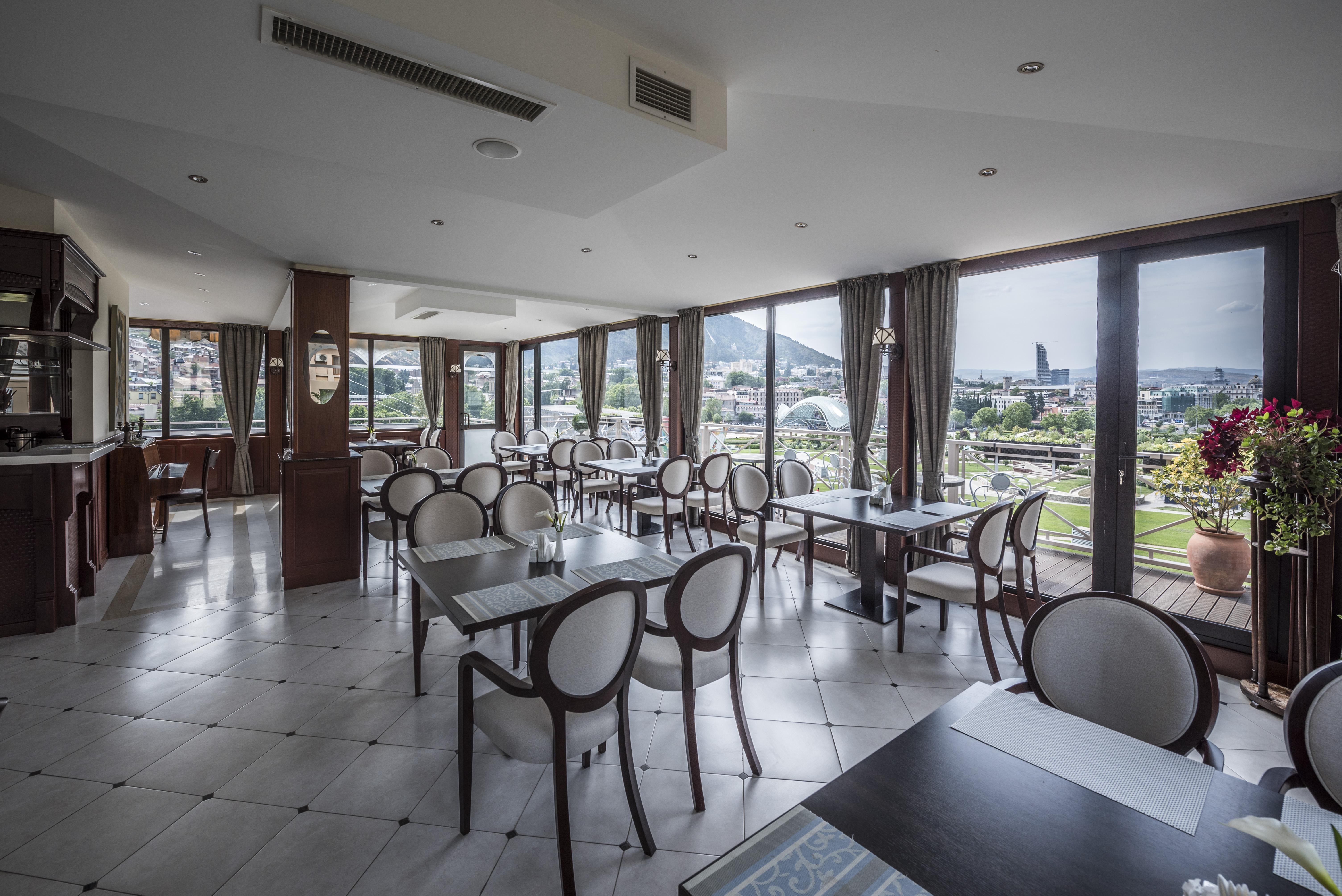 Hotel Rikhe Monika Tbilisi Ngoại thất bức ảnh
