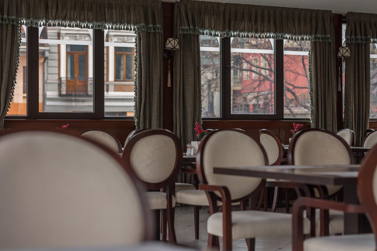 Hotel Rikhe Monika Tbilisi Ngoại thất bức ảnh