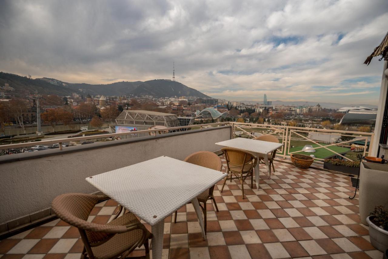Hotel Rikhe Monika Tbilisi Ngoại thất bức ảnh